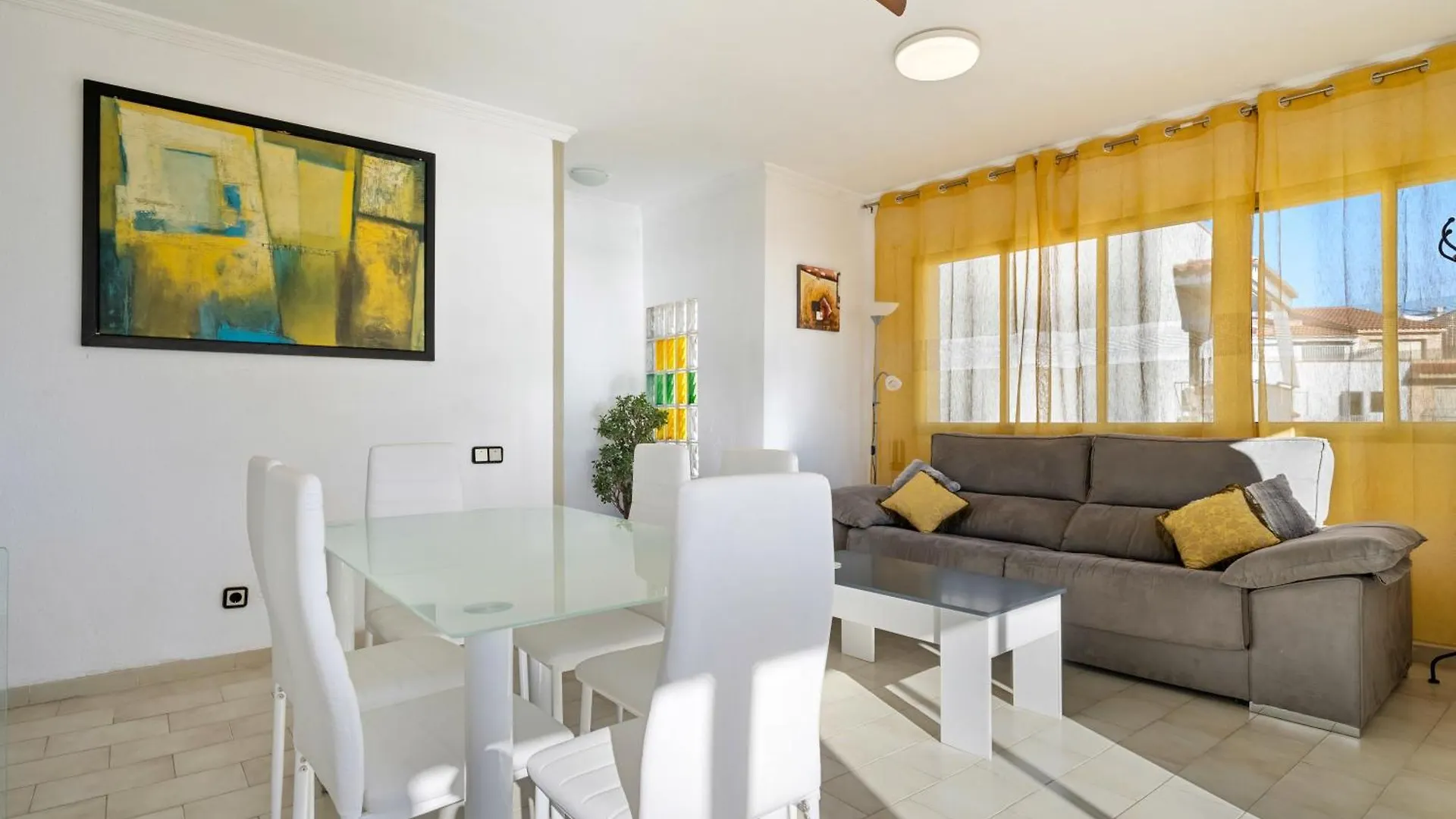 Apartamento Duplex Puerto Cambrils 0*,  Hiszpania